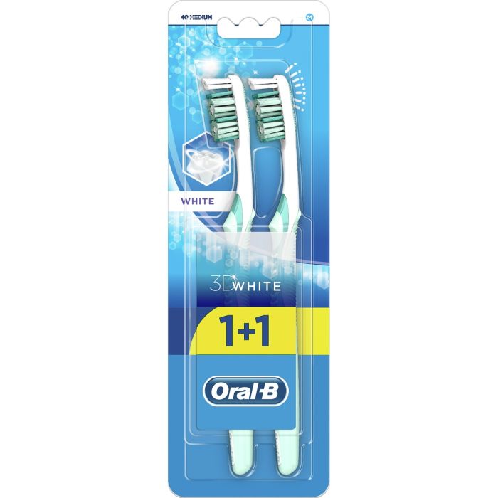 Зубная щетка Oral-B 3D White Отбеливание средней жесткости, 1+1 шт.