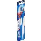 Зубна щітка Oral-B Complete 7 40 середня жорсткість foto 1