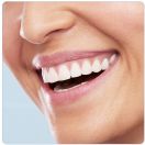 Зубная щетка Oral-B 3D White Отбеливание средней жесткости, 1+1 шт. foto 5